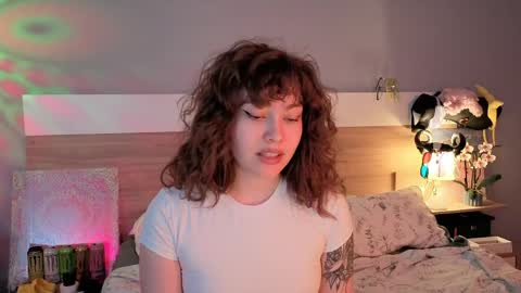 Snapshot of kina_ka chatting on 05-08-26, 07:19 kina_ka online show from 05-08-26, 07:19