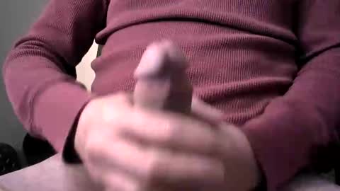 Snapshot of kinda_curved chatting on 11-20-25, 07:08 Viktor online show from 11-20-25, 07:08