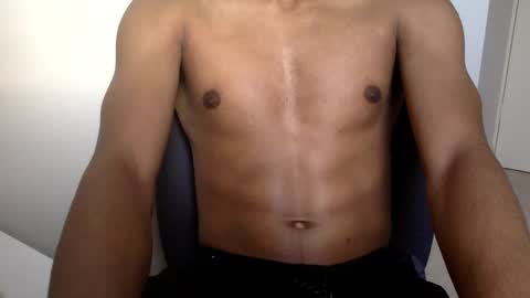 Isaac online show from 01-01-25, 08:26