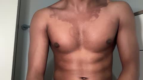 Snapshot of kinda_horny_right_now chatting on 02-24-26, 03:04 Isaac online show from 02-24-26, 03:04