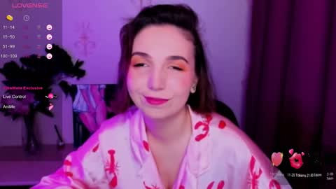 Hazel online show from 10-15-25, 02:17