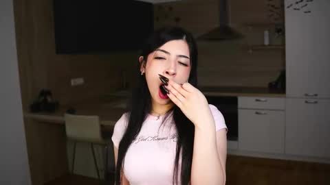 Megan online show from 11-06-25, 04:57