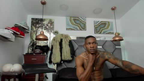 HOT MEN BLACK online show from 02-04-25, 12:22