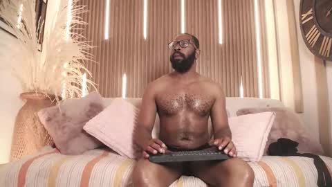 Malik  online show from 09-26-25, 01:04