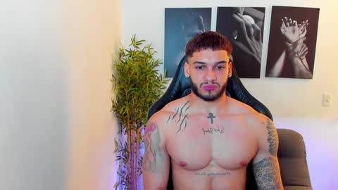 Snapshot of king_of_kings__ chatting on 01-17-25, 07:38 king_of_kings__ online show from 01-17-25, 07:38