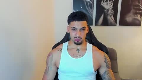 Snapshot of king_of_kings__ chatting on 09-25-25, 10:57 king_of_kings__ online show from 09-25-25, 10:57