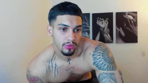 Snapshot of king_of_kings__ chatting on 10-01-25, 10:16 king_of_kings__ online show from 10-01-25, 10:16