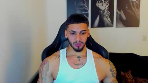 Snapshot of king_of_kings__ chatting on 10-25-25, 12:07 king_of_kings__ online show from 10-25-25, 12:07
