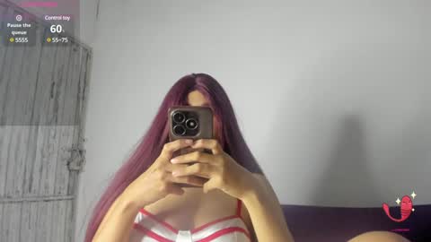 Snapshot of king_sex93perron chatting on 01-17-25, 03:23 Valeska y Deivi online show from 01-17-25, 03:23