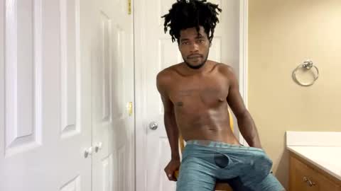 Snapshot of kingalmighty01 chatting on 10-13-25, 04:45 King Almighty01 online show from 10-13-25, 04:45