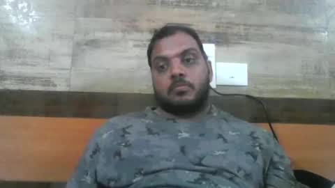 kingalpines1 online show from 10-18-25, 07:03