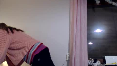 sexysexyhotwetpinkredpussy online show from 01-05-25, 06:24