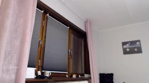 sexysexyhotwetpinkredpussy online show from 09-25-25, 06:11