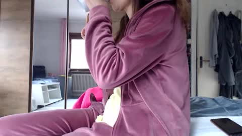sexysexyhotwetpinkredpussy online show from 05-31-26, 05:31