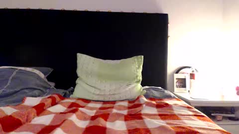 sexysexyhotwetpinkredpussy online show from 06-06-26, 06:56