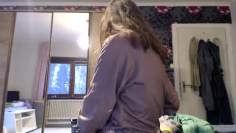 sexysexyhotwetpinkredpussy online show from 06-27-26, 09:20