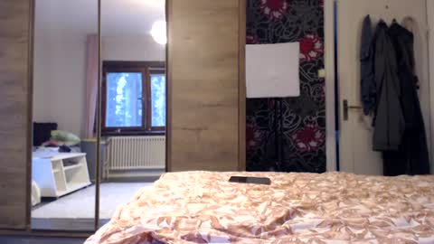 sexysexyhotwetpinkredpussy online show from 07-05-26, 08:38