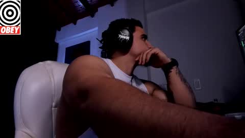 King Bear online show from 10-01-25, 12:11