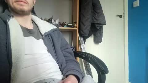 kingcharlez_04 online show from 02-19-25, 02:55