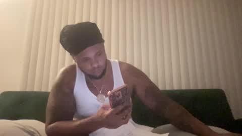 Snapshot of kingdabiggest chatting on 04-25-26, 08:50 KingDaBiggest online show from 04-25-26, 08:50