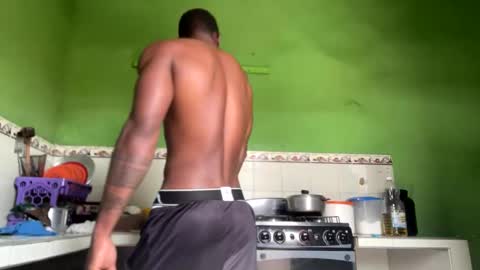 Snapshot of kingdavidmaster chatting on 03-04-25, 04:41 King online show from 03-04-25, 04:41