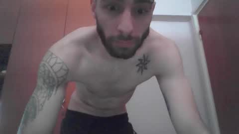 Snapshot of kingkarlos_ chatting on 02-21-26, 04:30 KingKarlos online show from 02-21-26, 04:30