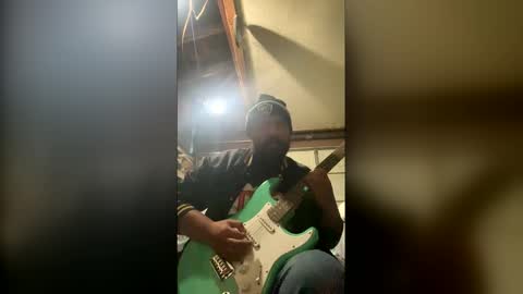 kingmoosems online show from 12-21-25, 10:22