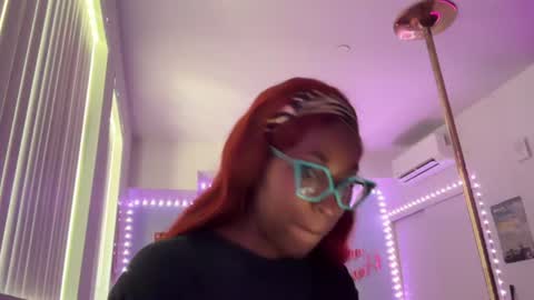 Snapshot of kingparrisjae chatting on 06-22-26, 06:16 King Parris Jae online show from 06-22-26, 06:16