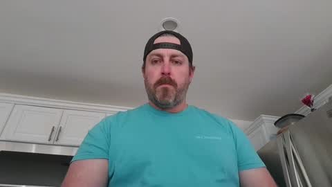 Snapshot of kingrichard86 chatting on 12-16-24, 10:13 Richard online show from 12-16-24, 10:13