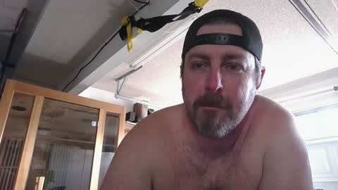 Snapshot of kingrichard86 chatting on 12-17-24, 06:31 Richard online show from 12-17-24, 06:31