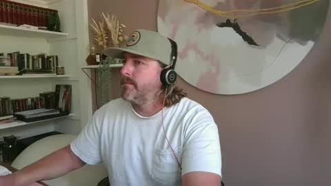 Snapshot of kingrichard86 chatting on 09-23-25, 06:22 Richard online show from 09-23-25, 06:22