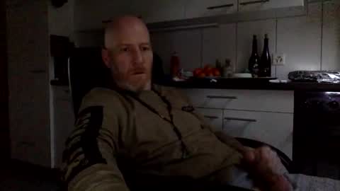 kingsize online show from 01-21-25, 08:41