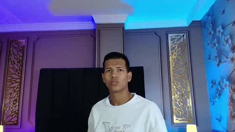 Snapshot of kingstark_ chatting on 09-13-25, 11:21 sebastian online show from 09-13-25, 11:21