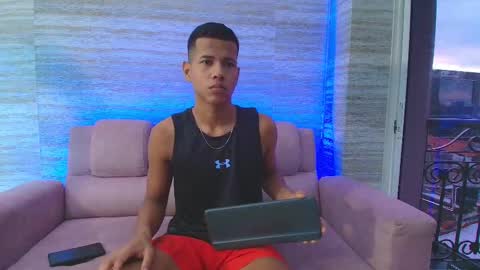 Snapshot of kingstark_ chatting on 10-13-25, 11:21 sebastian online show from 10-13-25, 11:21