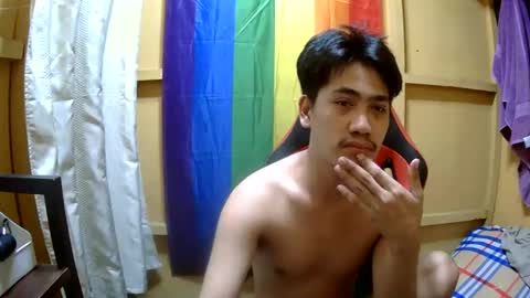 Snapshot of kingsucker2069 chatting on 01-26-25, 10:12 Ruru online show from 01-26-25, 10:12