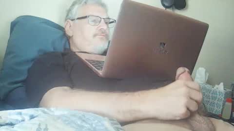 kingtongue10 online show from 01-08-26, 07:38