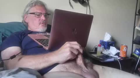 kingtongue10 online show from 04-29-26, 09:43