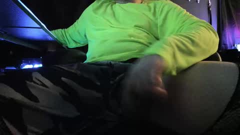 Snapshot of kingtyrant208 chatting on 11-20-25, 11:10 kingtyrant208 online show from 11-20-25, 11:10