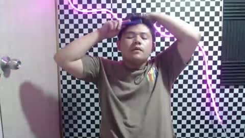 Yuki online show from 04-04-26, 10:24