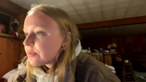kinkikittiekat online show from 01-05-25, 04:04