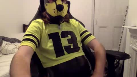 Snapshot of kinklad_uk5 chatting on 09-13-25, 05:02 kinklad_uk5 online show from 09-13-25, 05:02