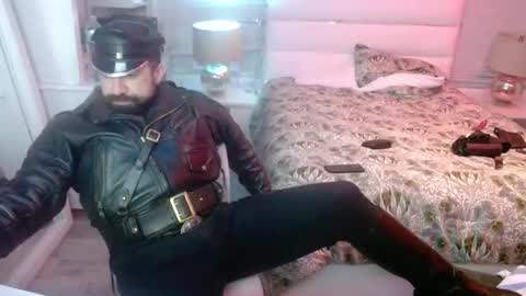 Snapshot of kinkster303 chatting on 02-12-26, 08:53 Kinkster online show from 02-12-26, 08:53