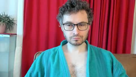 Snapshot of kinksubbydubby chatting on 02-15-26, 01:57 kinksubbydubby online show from 02-15-26, 01:57