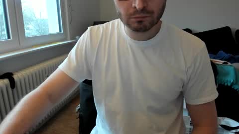 Snapshot of kinksubbydubby chatting on 02-20-26, 04:29 kinksubbydubby online show from 02-20-26, 04:29