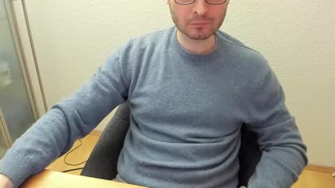 Snapshot of kinksubbydubby chatting on 03-17-26, 05:38 kinksubbydubby online show from 03-17-26, 05:38