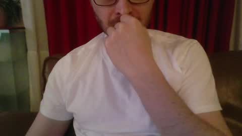 Snapshot of kinksubbydubby chatting on 03-20-26, 11:31 kinksubbydubby online show from 03-20-26, 11:31