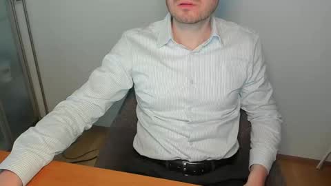 Snapshot of kinksubbydubby chatting on 03-24-26, 05:18 kinksubbydubby online show from 03-24-26, 05:18