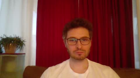 Snapshot of kinksubbydubby chatting on 03-27-26, 05:56 kinksubbydubby online show from 03-27-26, 05:56