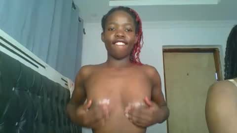 kinky_aria online show from 10-03-25, 03:58