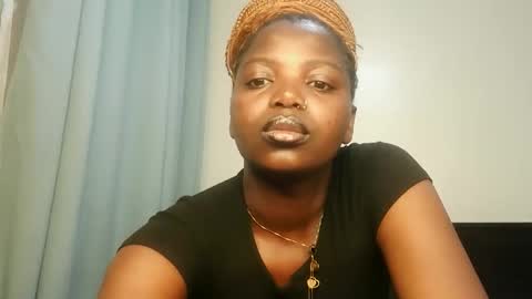 Lola online show from 01-05-26, 09:18